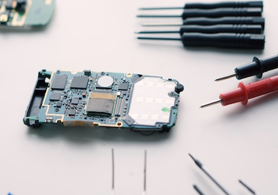 Mobile repair tools and circuit board